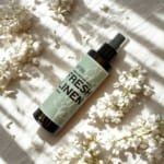 Fresh Linen - Fabric/Room Mist 200ml. τα Fabric & Room Mists είναι ιδανικά για καθημερινή χρήση, χωρίς να βαραίνουν την ατμόσφαιρα. Επιλέξτε το αγαπημένο σας άρωμα και μετατρέψτε τον χώρο σας σε ένα αρωματικό καταφύγιο χαλάρωσης και ευεξίας! ✨🌿