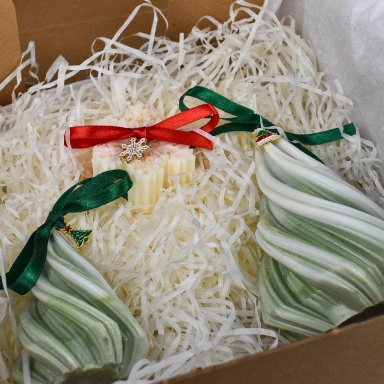 gift box με Χριστουγεννιάτικα Δέντρα