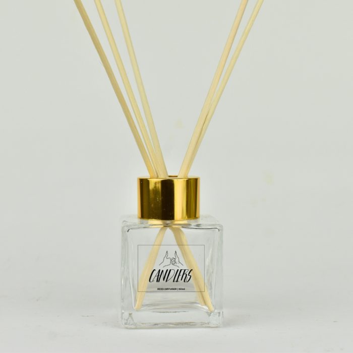 reed diffuser σε μπουκαλάκια των 50ml με χρυσό καπάκι