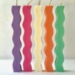 λαμπάδες κυμστιστές σε διαφορα χρωματα για παραγγελίες χονδρικης.