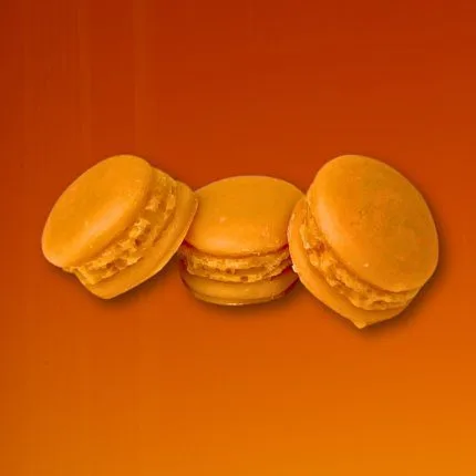wax melt σε σχήμα macaron με άρωμα salted caramel