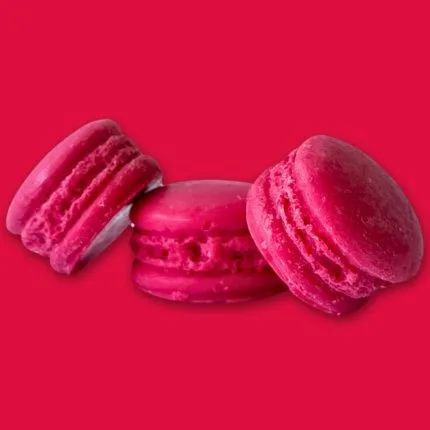 wax melt σε σχήμα macaron με άρωμα κεράσι